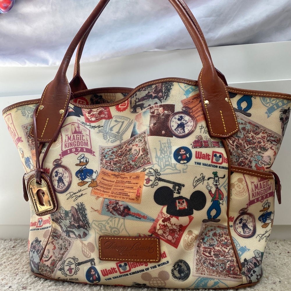 Disney Dooney and Bourke WDW 40th Anniversary Kristen Tote